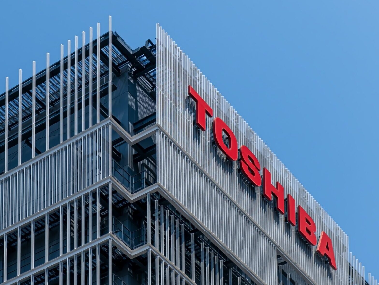 Společnost Toshiba opustí trh elektroniky. Jakým se vydá směrem?