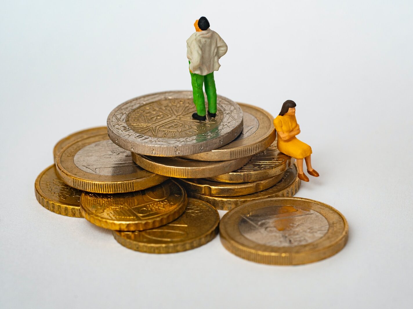 Bankrotů fyzických osob ubylo, odnáší to firmy