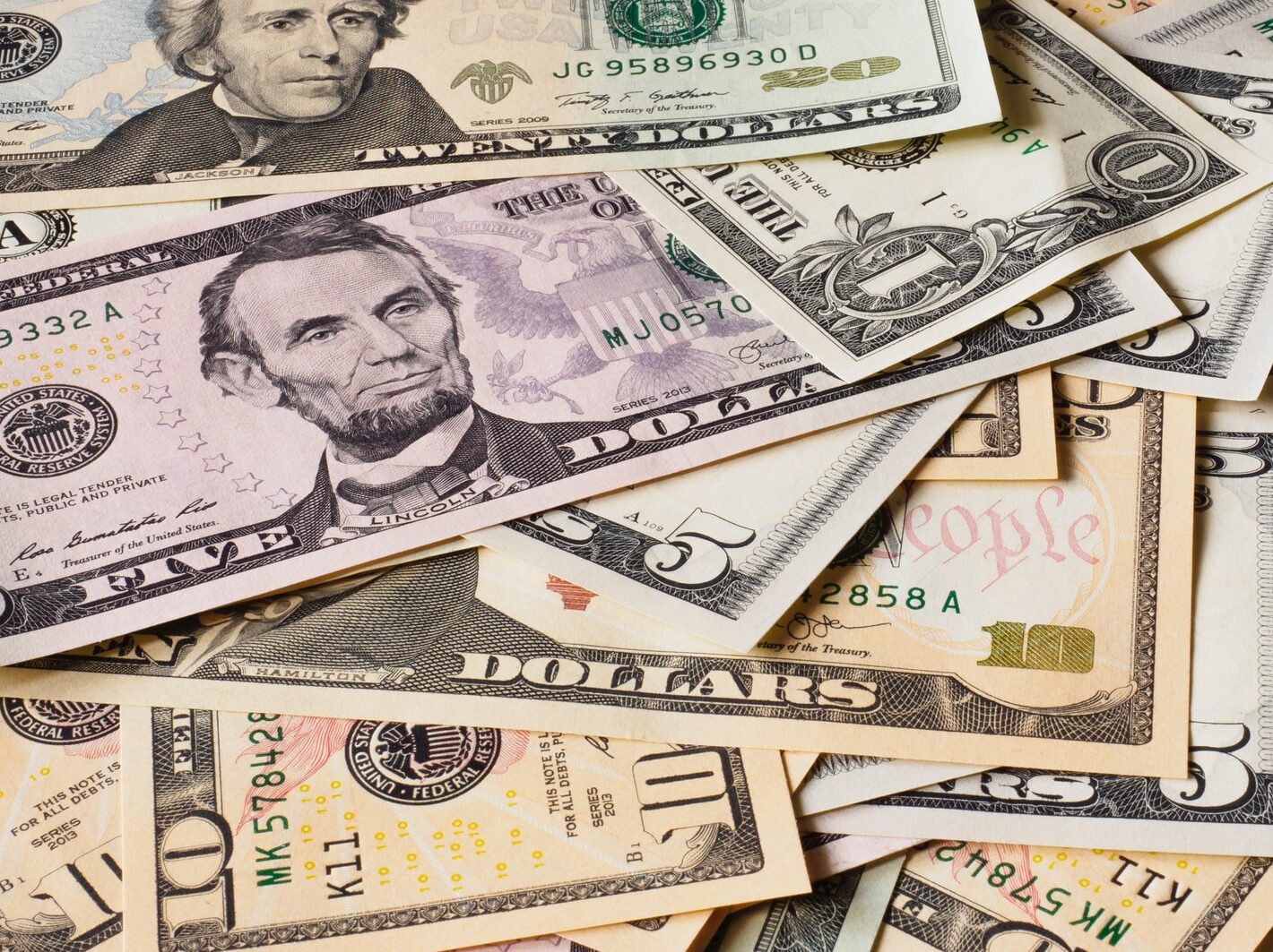 Globální úroveň dluhu v roce 2020 vzrostla na nový rekord