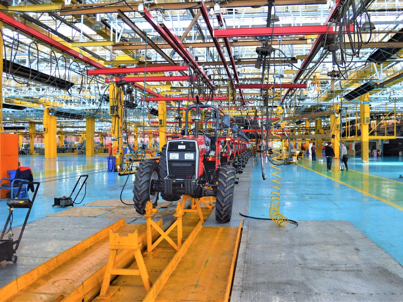 Výpadky elektřiny mohou stát průmyslové firmy miliony. Řešení nabízejí inteligentní sítě