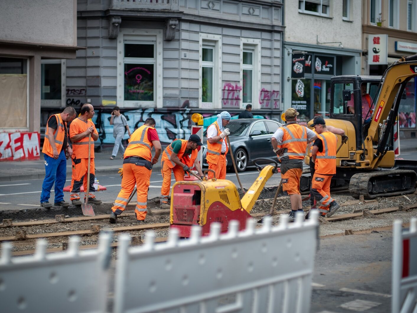 Státní zásahy do hospodářství po celém světě způsobily, že se lidem nechce pracovat