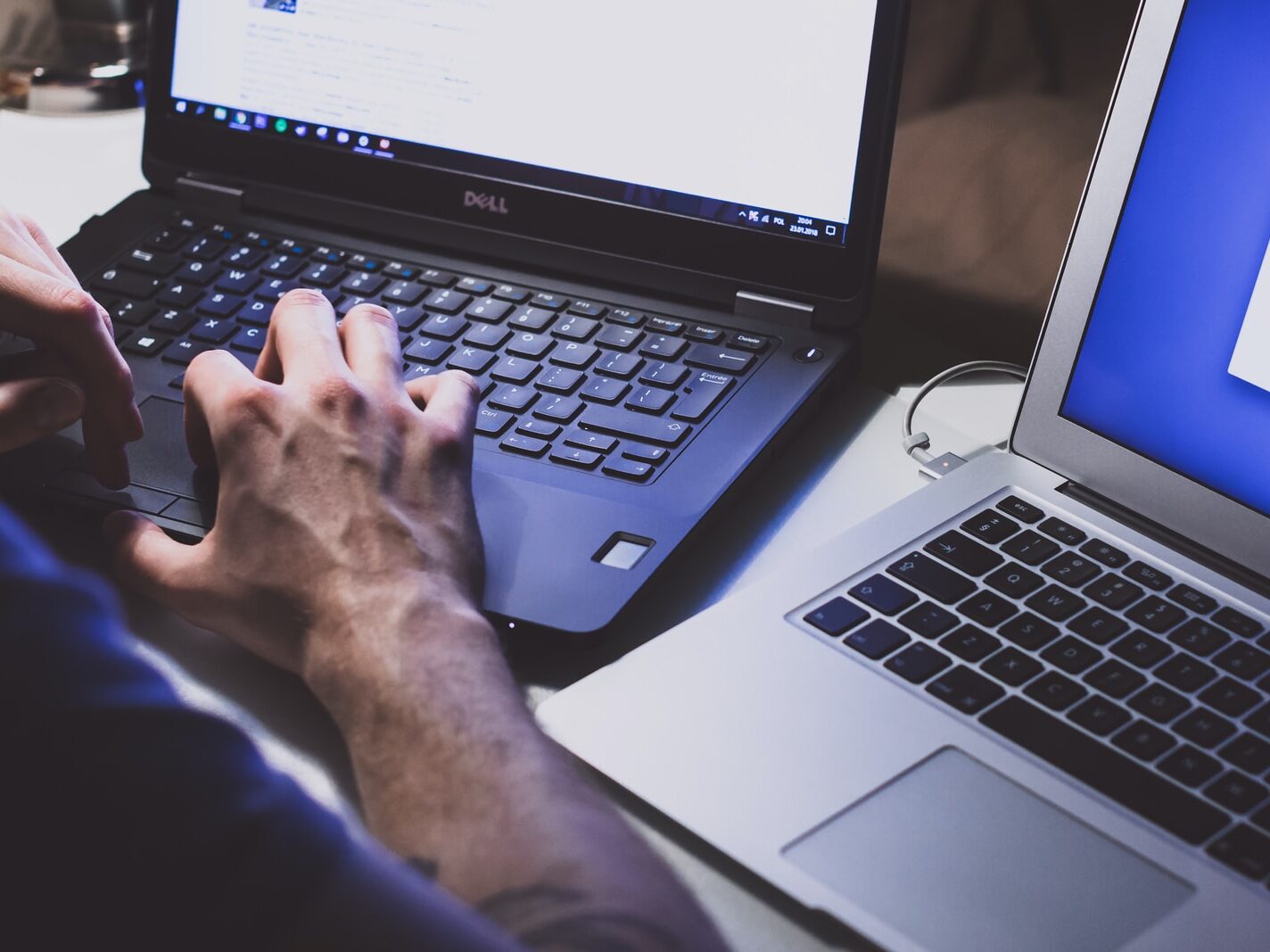 Microsoft ve válce s hackery. Vytvoří čtvrt milionu nových pracovních míst