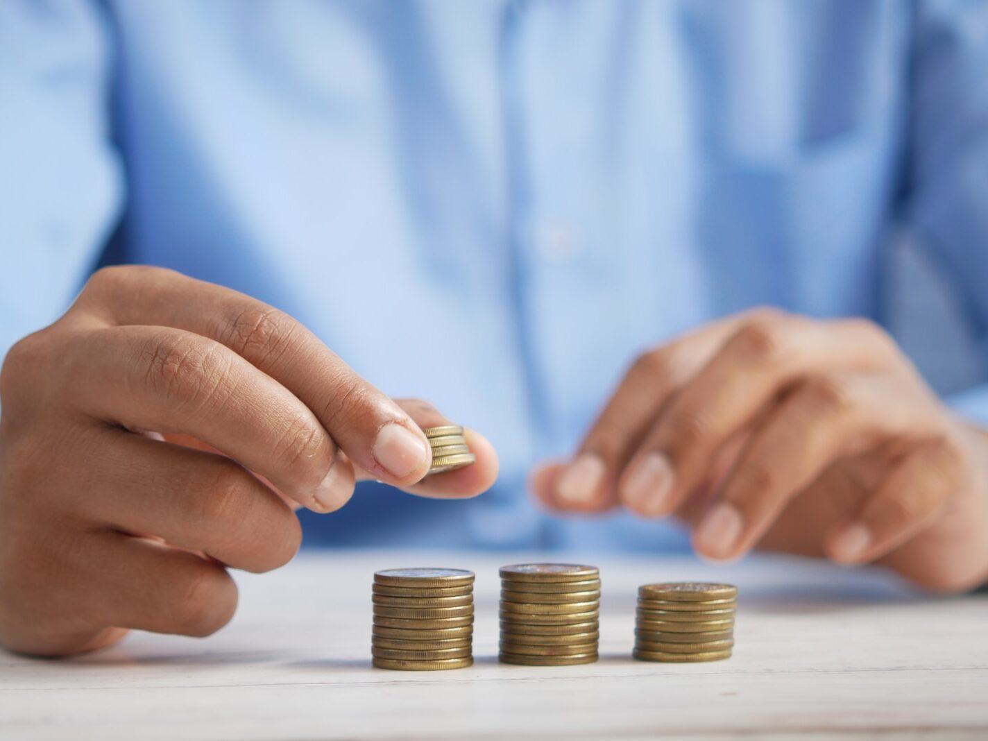 Firmy se loni zadlužovaly nejrychleji za posledních 10 let