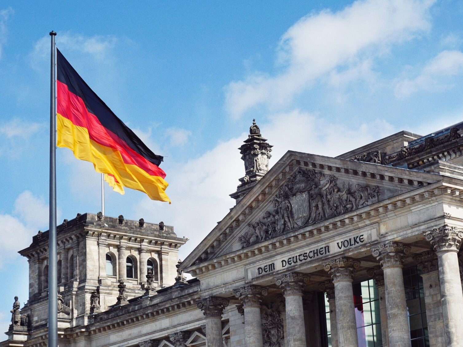 Německo odmítá ruský požadavek platit za plyn v rublech