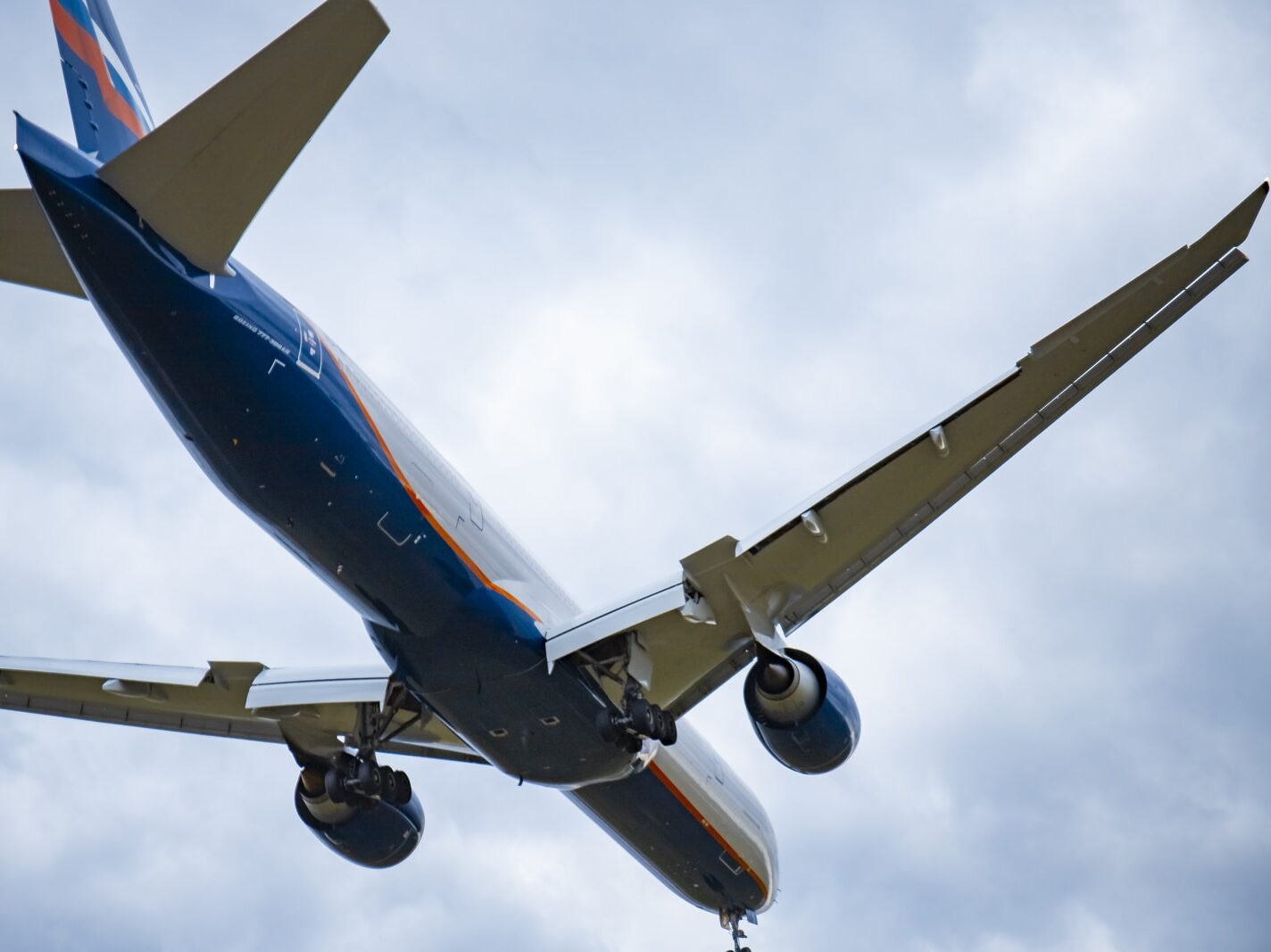 Pronajímatelé letadel čelí velkým odpisům kvůli ukrajinské krizi