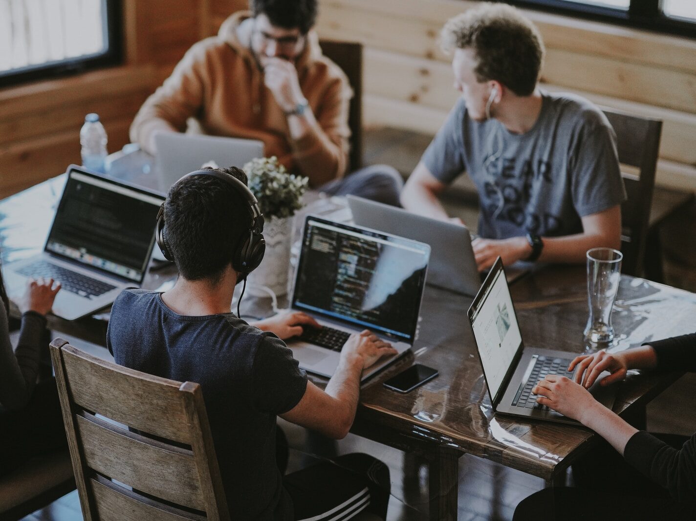 Konflikt na Ukrajině natrvalo změnil startupové prostředí, zájem o investice dočasně klesl o 37 %