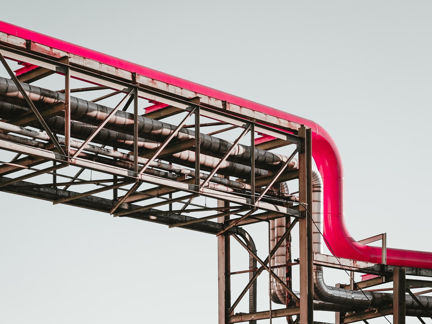 Plynovad Baltic Pipe bude dokončen včas, říká polský vicepremiér, který slibuje energetickou bezpečnost navzdory odříznutí od Ruska