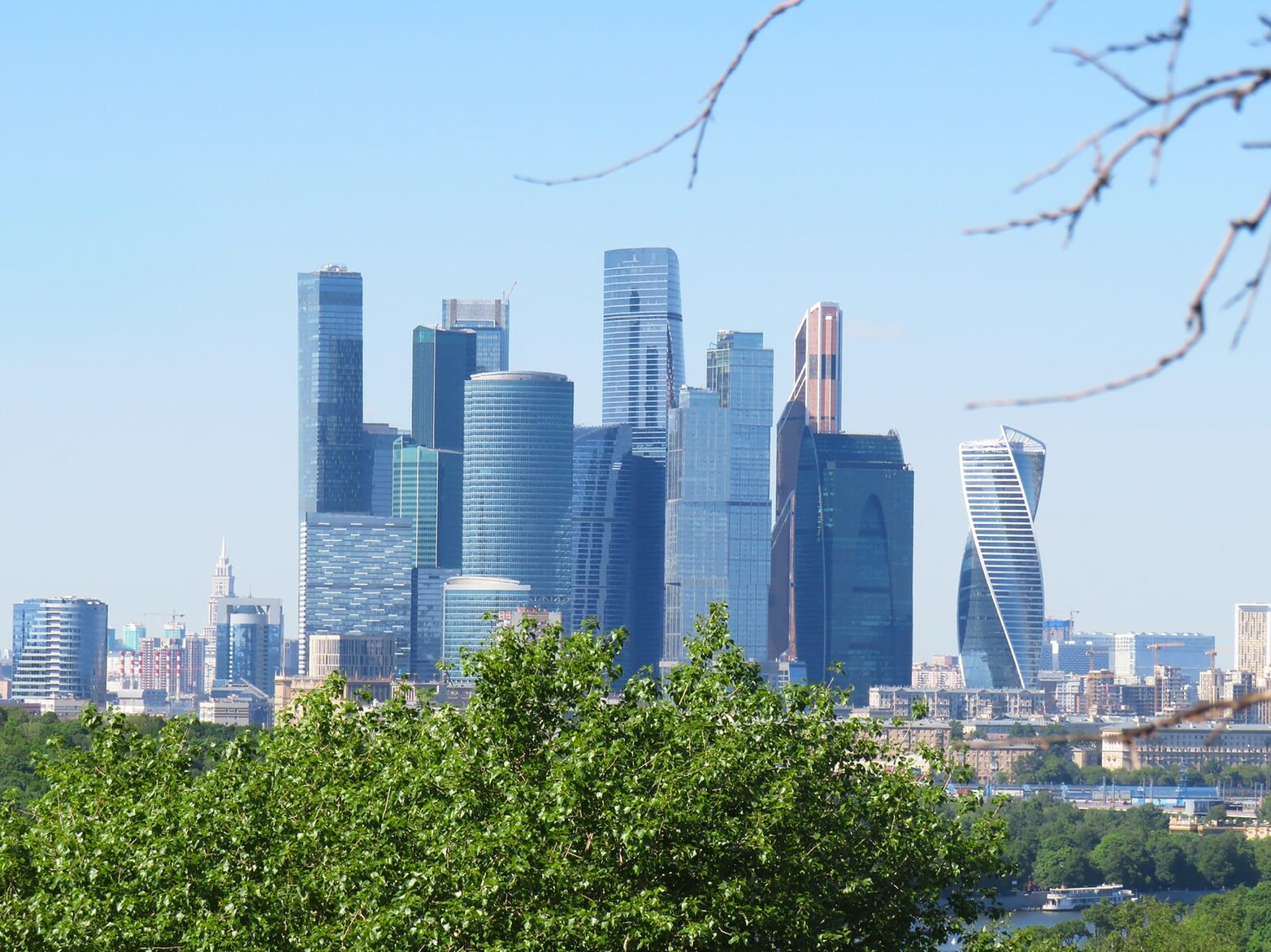 EU rozšířila sankce na ruskou Sberbank a další instituce