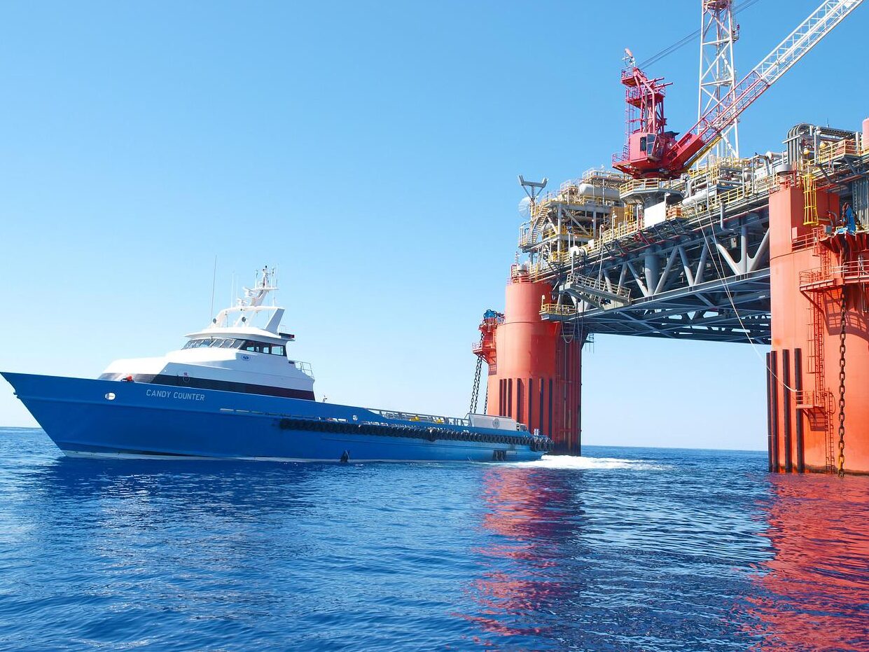 Rumunsko schválí projekt těžby zemního plynu v Černém moři, který bude stát miliardy dolarů