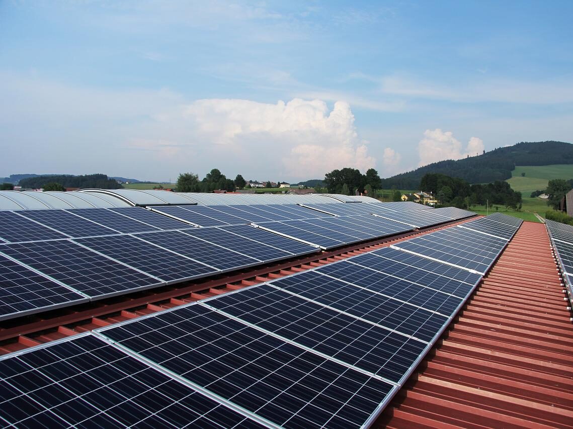 Ministerstvo průmyslu a obchodu přidá miliardu na fotovoltaické elektrárny, žádat bude možné až do konce srpna 