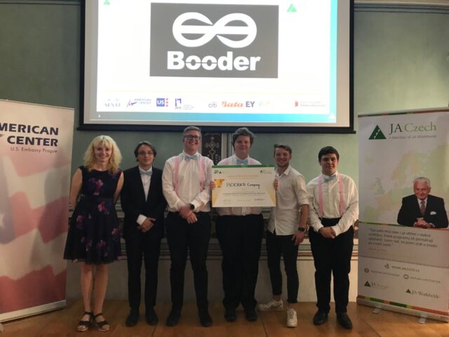 Studentská firma uspěla na soutěži s produktem pro trans kluky