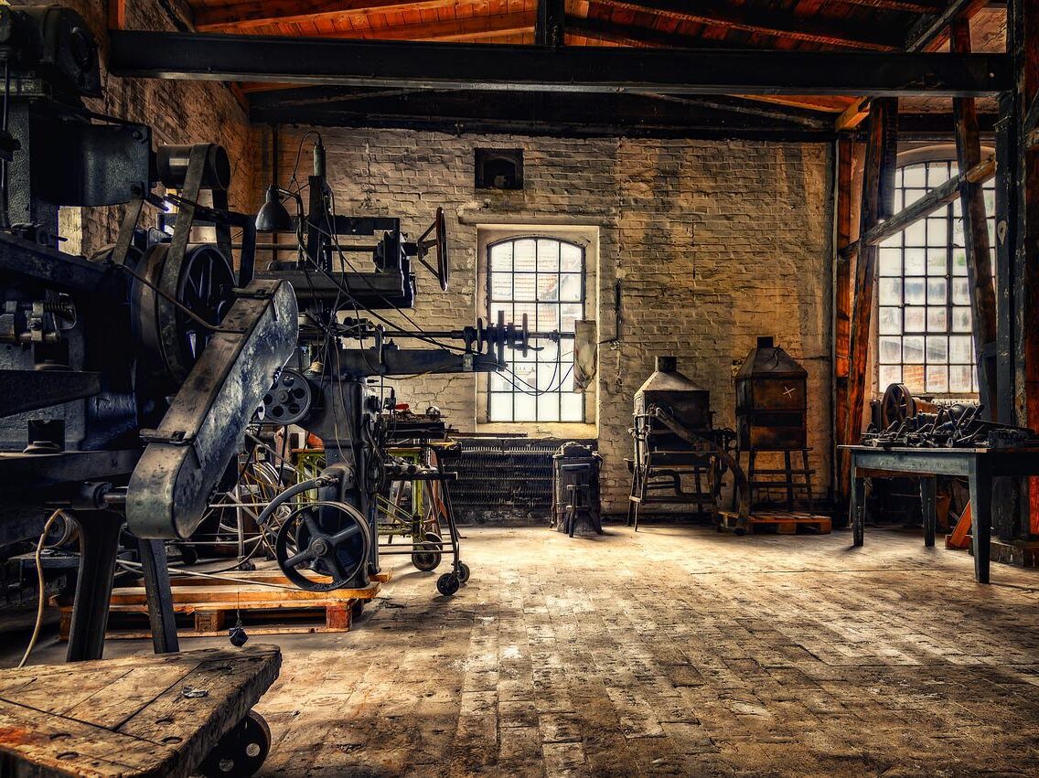 Obce a města dostanou podporu na obnovu brownfieldů pro podnikatelské využití