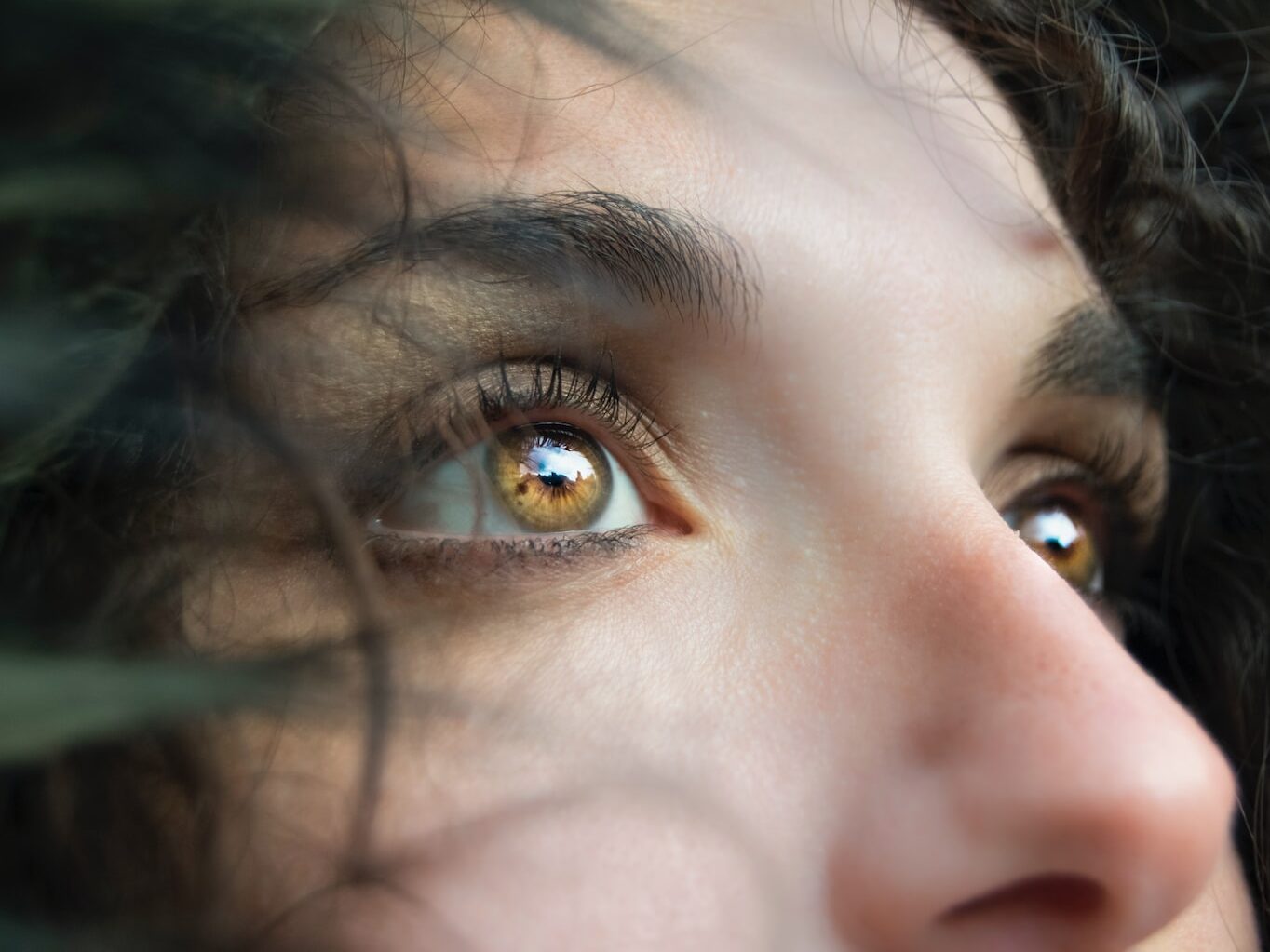 Kontaktní čočky měnící vzhled