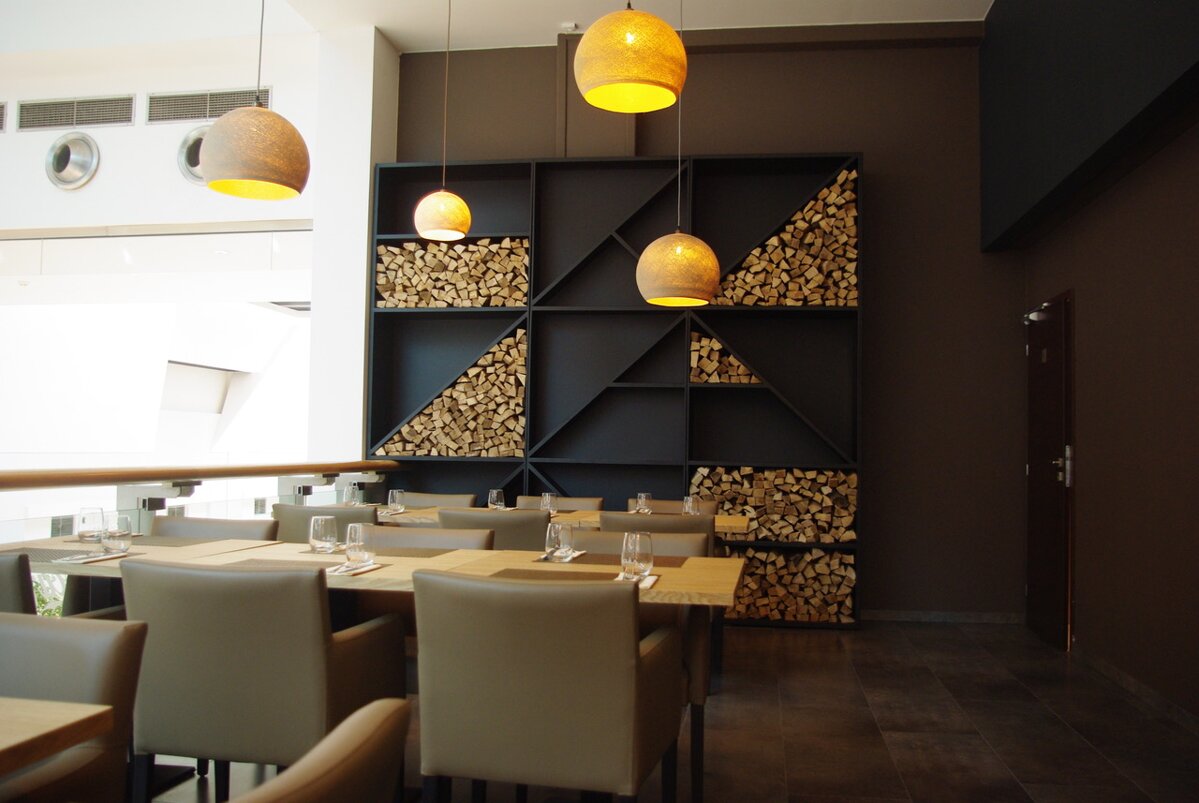 Zámečnické služby a lakování – dejte svému domovu nový kabát