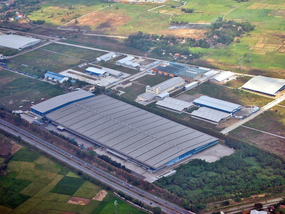 Tesla plánuje postavit v Číně novou továrnu na baterie