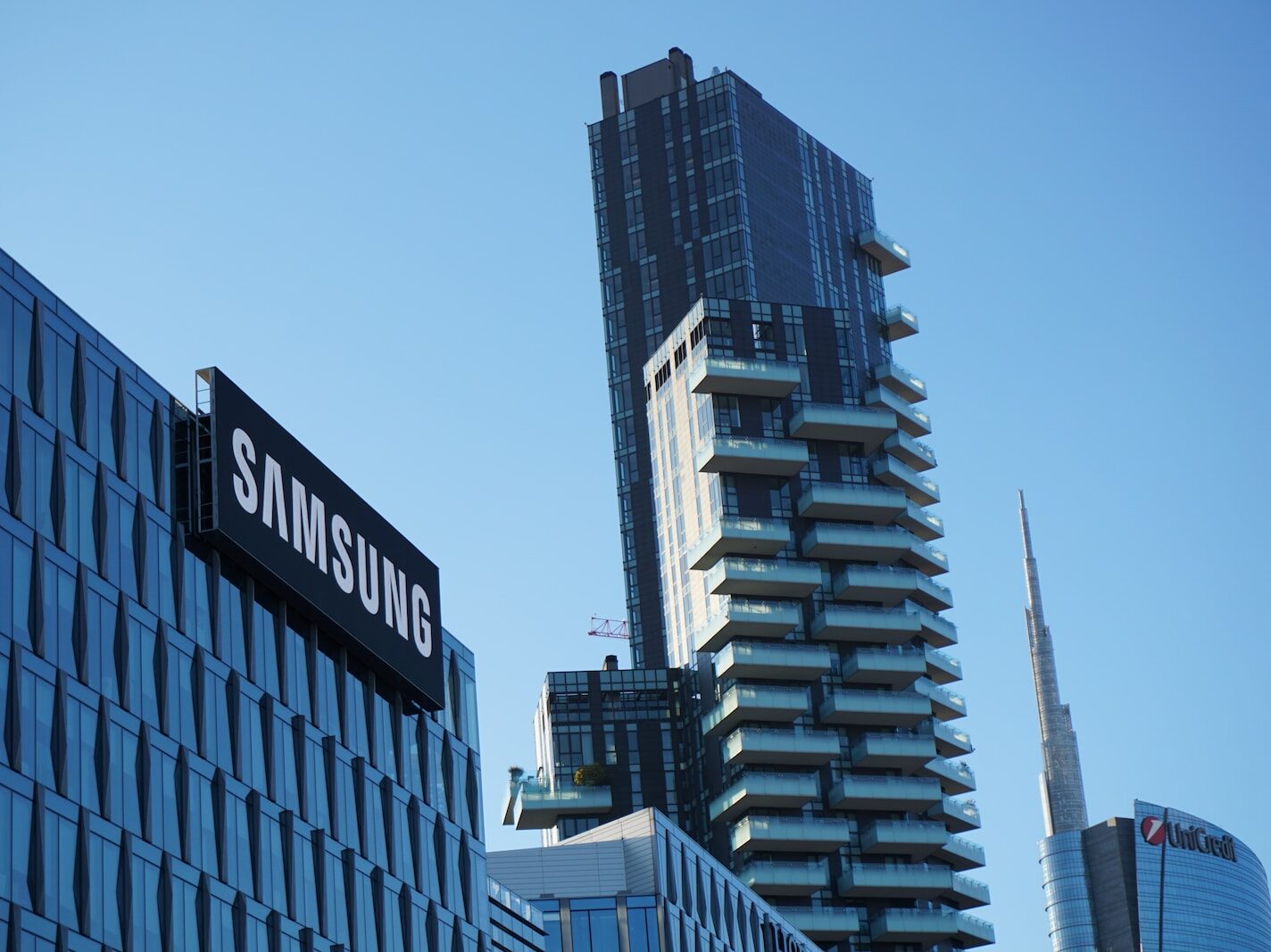 Samsung měl nejslabší výsledky za 14 let. Provozní zisk klesl o 95 %