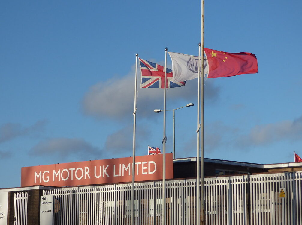 Čínské investice v Evropě klesly na nejnižší úroveň od roku 2013