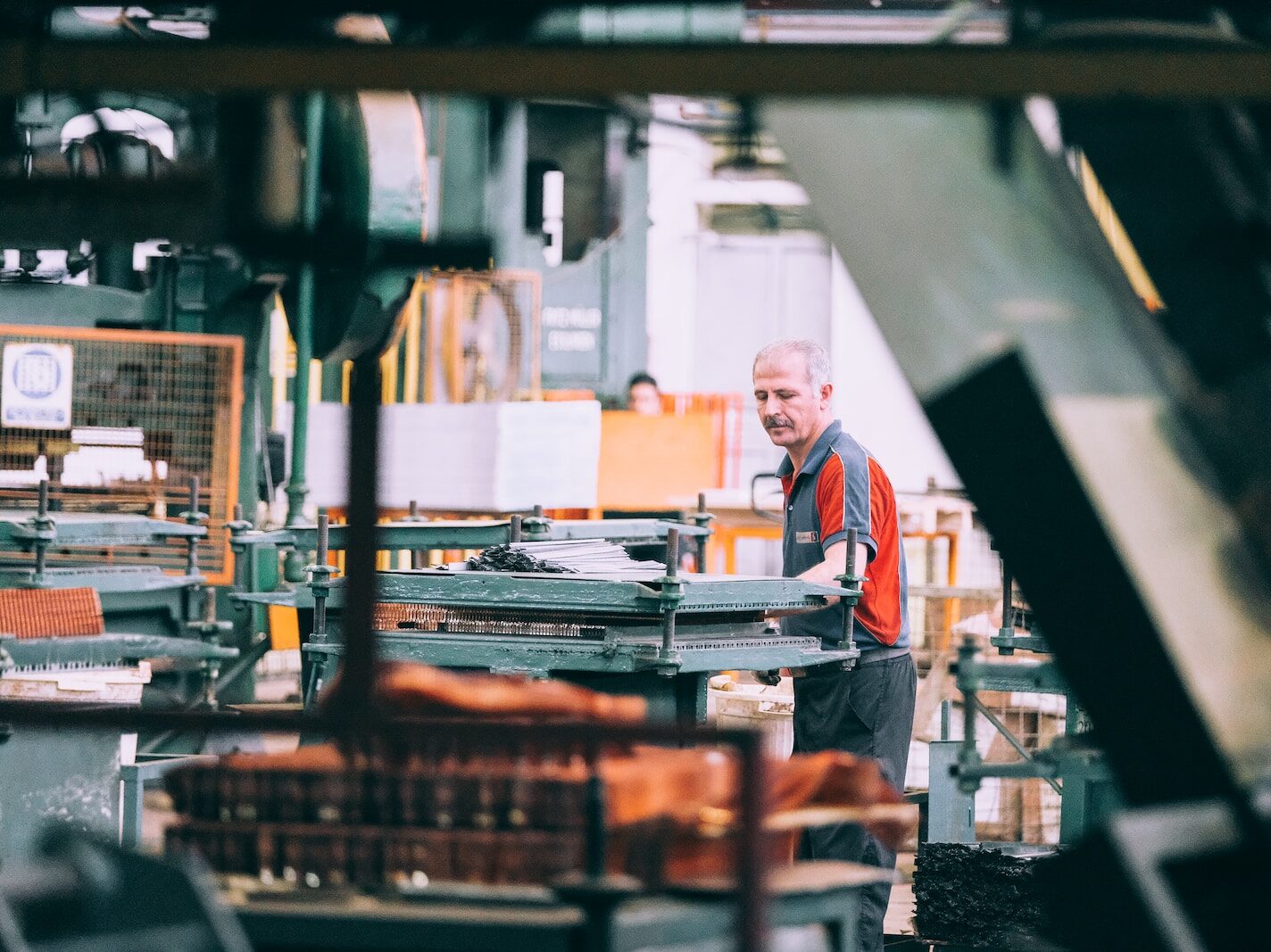 Česká republika: Ekonomika balancuje na hraně