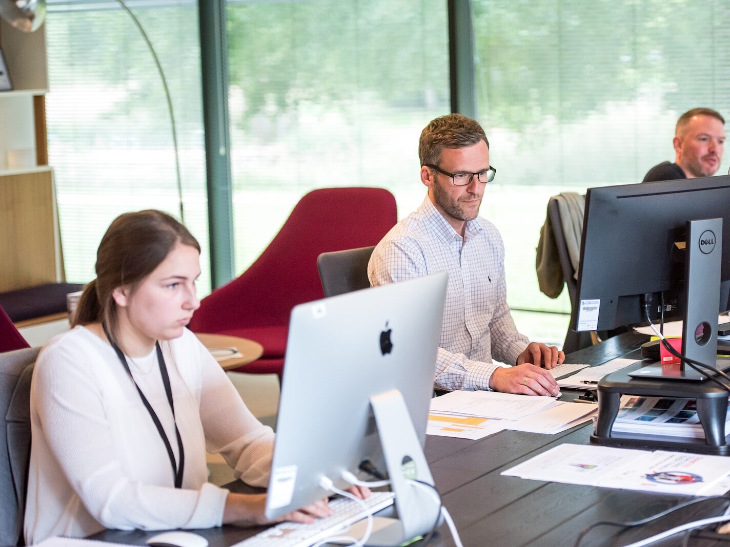 Vzdělaní cizinci z východu přicházejí do Česka za vyšší mzdou