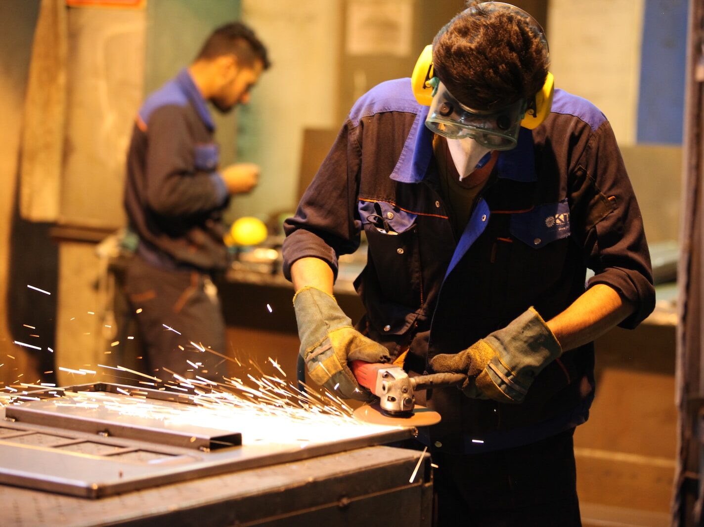 Nezaměstnanost klesla také v květnu. Kdo chce pracovat už práci našel