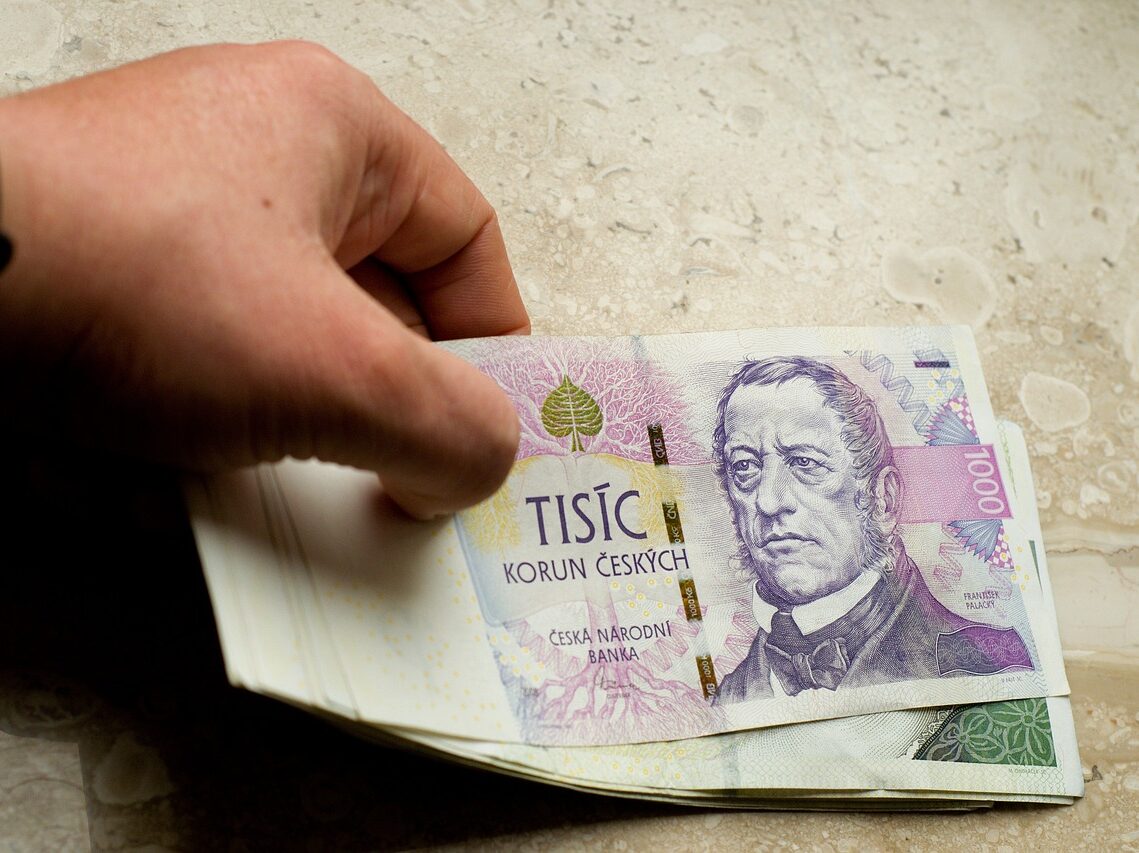 Dluh České republiky v 1. čtvrtletí meziročně stoupl na 3,099 bilionu Kč