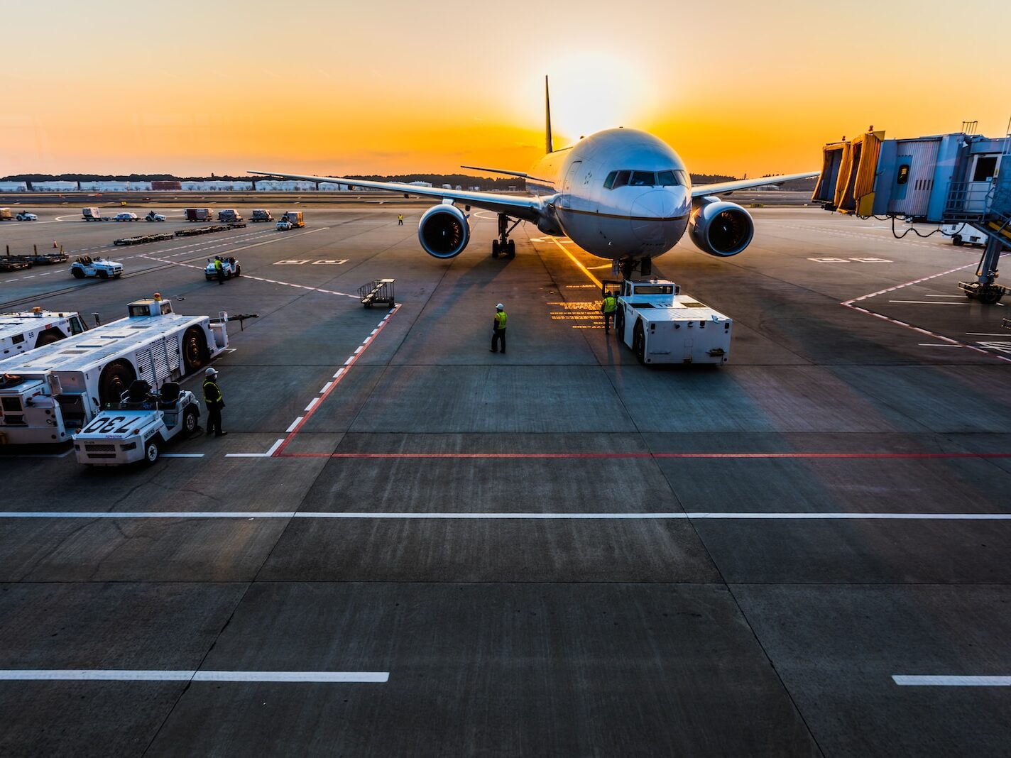Počet cestujících na letišti v Dubaji překonal úrovně z doby před pandemií