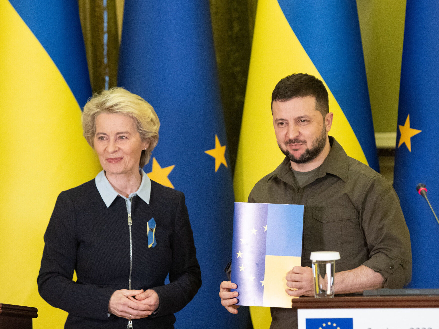 Integrace Ukrajiny do EU: Ukrajina by měla nárok na 4,5 bilionu korun v rámci rozpočtu. Všechny současné země EU by více platily a méně dostávaly