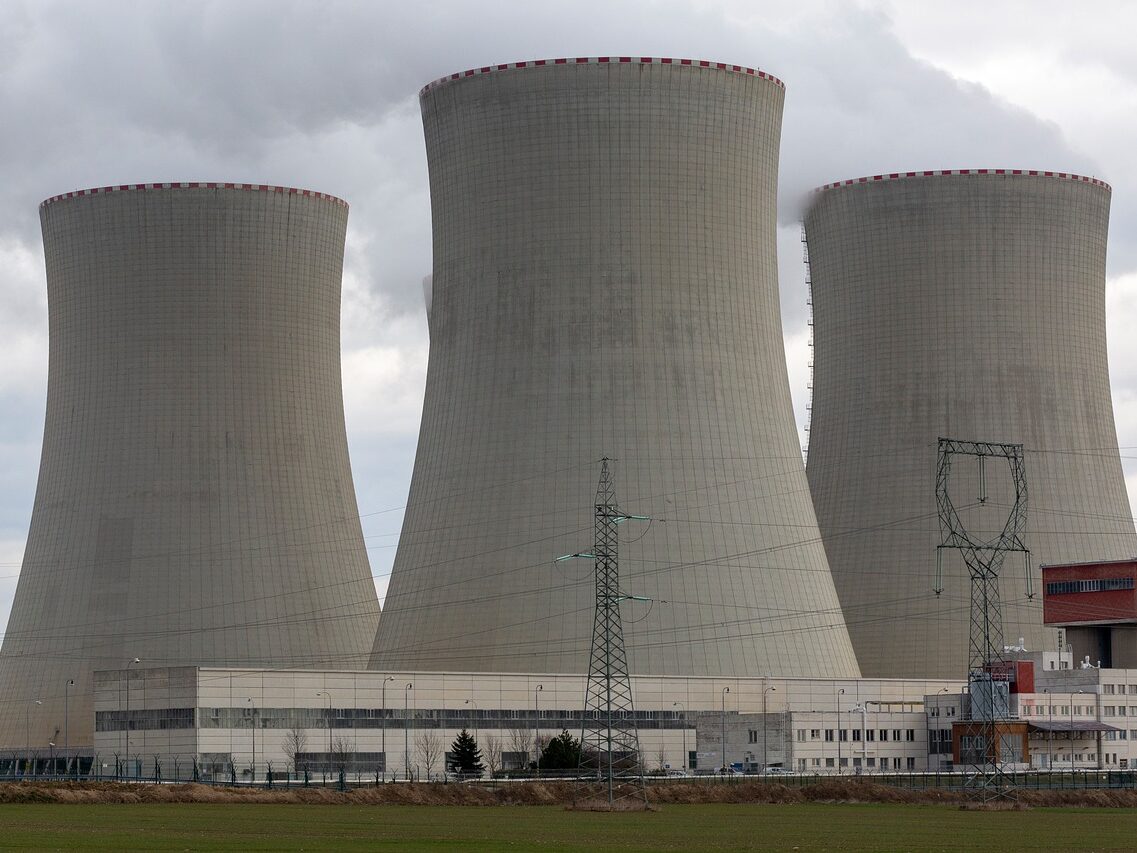 Ukrajina postaví čtyři jaderné reaktory. Využije k tomu ruskou technologii