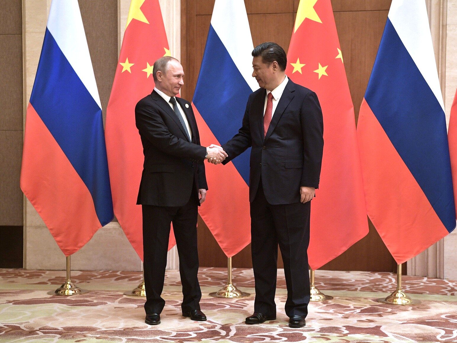 Ruský vývoz do Evropy kvůli válce na Ukrajině loni meziročně klesl o 68 %. Evropu nahradily asijské státy, hlavně Čína