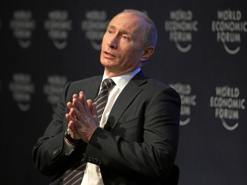 Ruská ekonomika: Proč nefungovaly západní sankce podle představ? Rusko šlo do války připravené, drží je ropa, populace je celkově spokojená