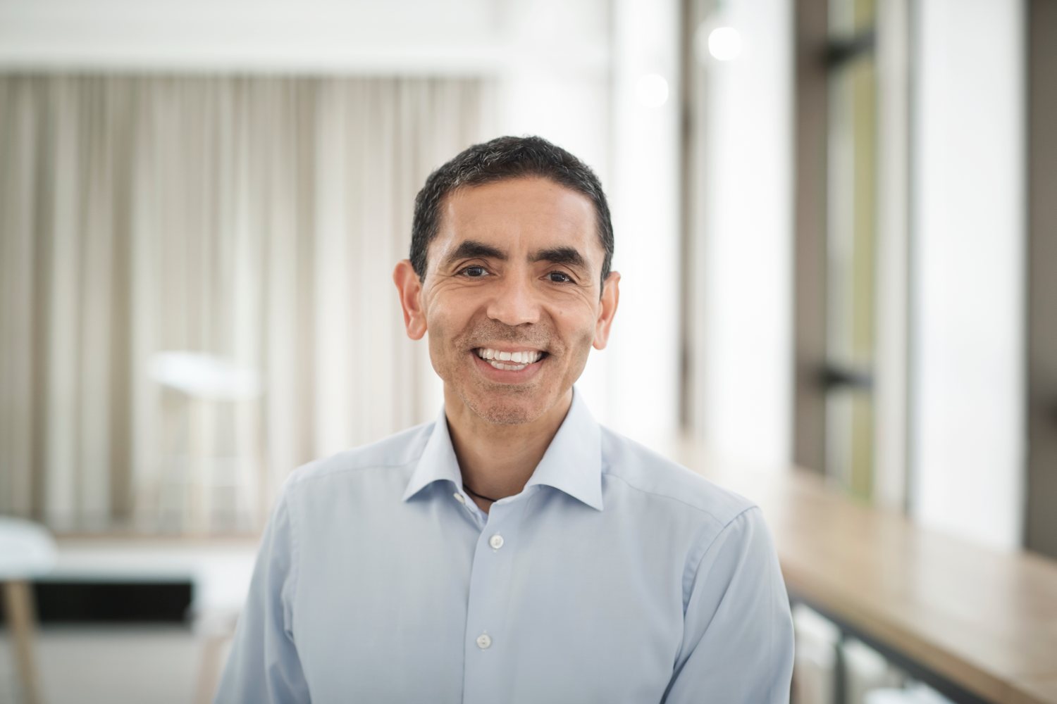 Lék na rakovinu má být uveden na trh už v roce 2026 i když firma BioNTech na trhu stagnuje