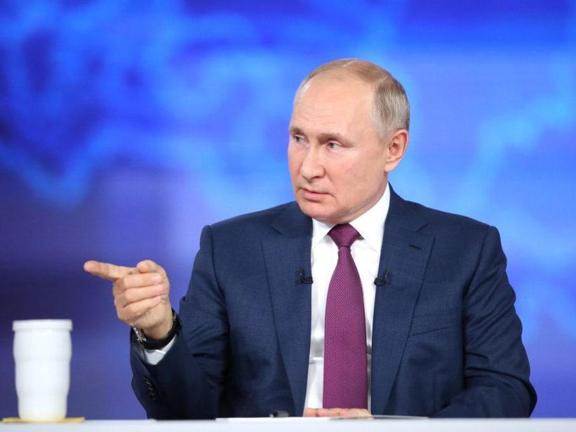 Rusko už není země s vyššími středními příjmy. Světová banka jej přeřadila ještě o úroveň výš