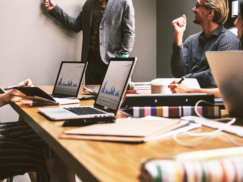 V ČR letos vzniklo už přes 20 000 firem. To je o tisíc víc než ve stejném období v minulém roce