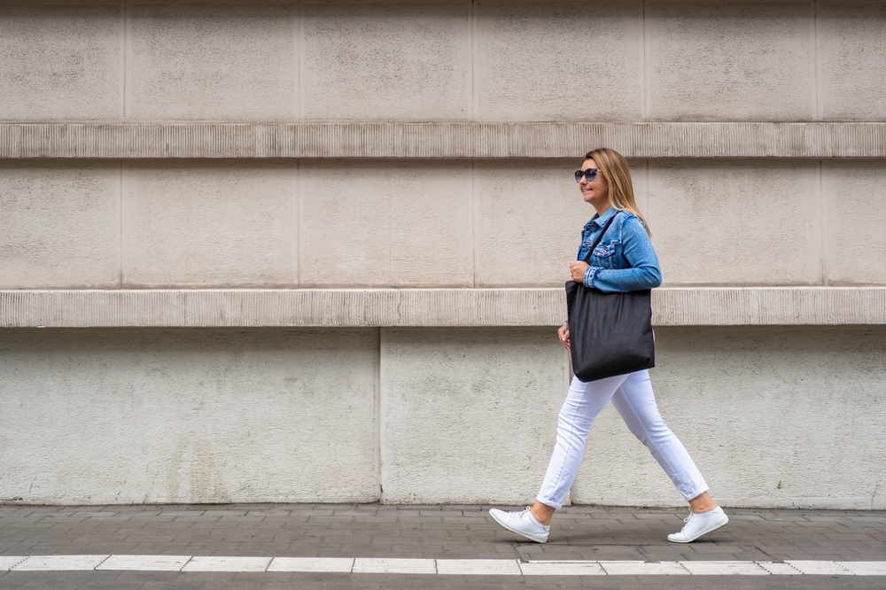 Chůze jako fitness revoluce. Kolik se dá opravdu zhubnout každodenní procházkou?