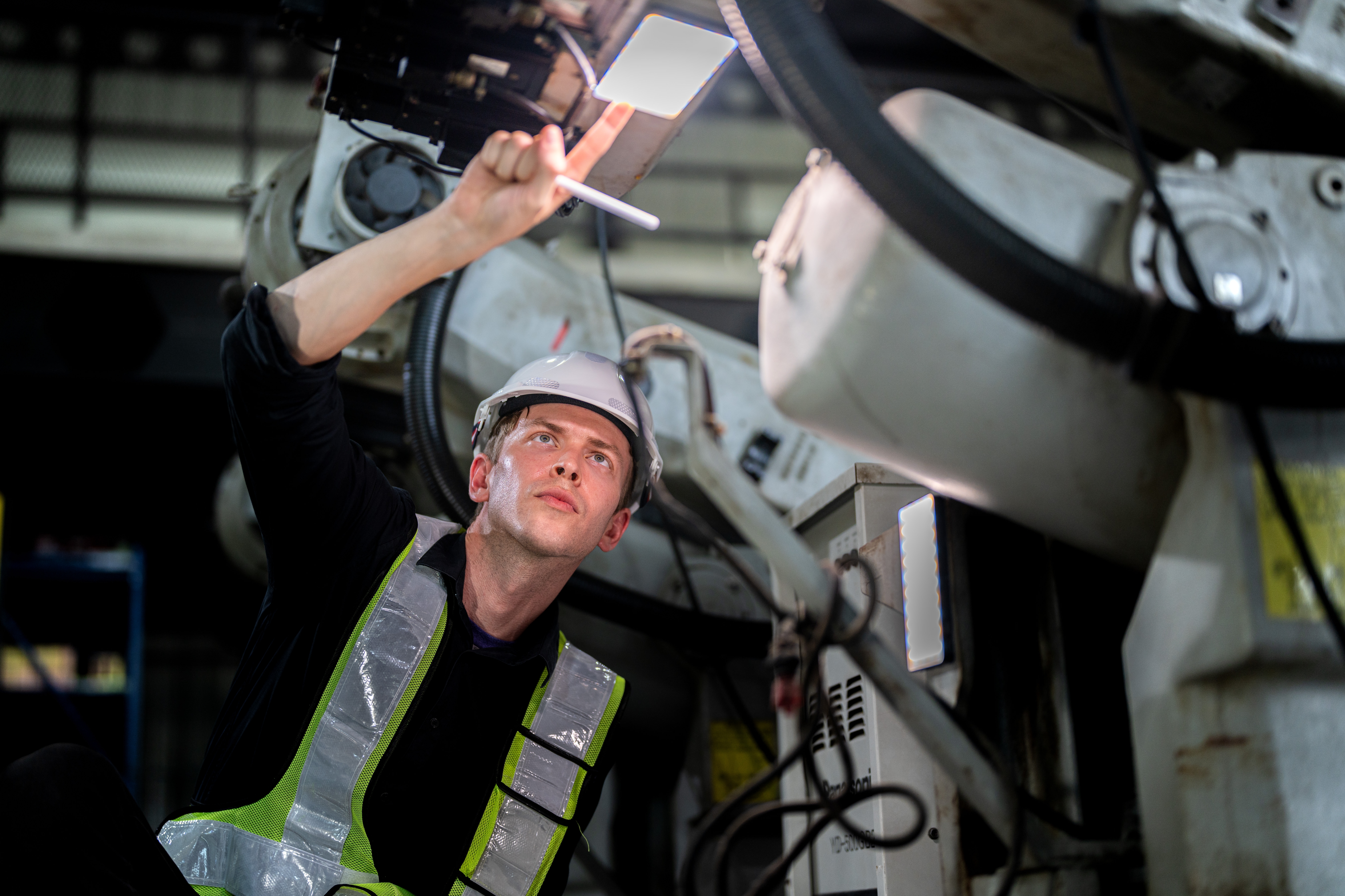 Kolik skutečně berou Češi? Otevřená zpověď lidí napříč profesemi