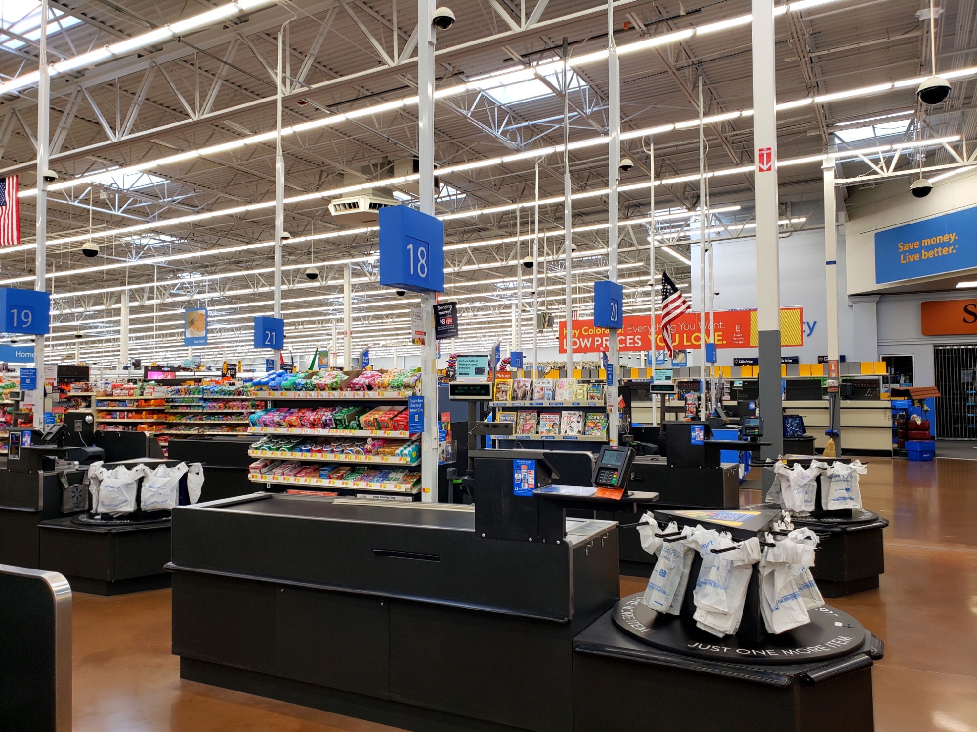 Tyto triky se používají k dopadení podvodníků u samoobslužných pokladen