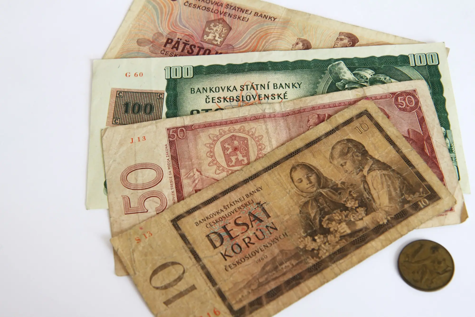 Staré československé bankovky a mince