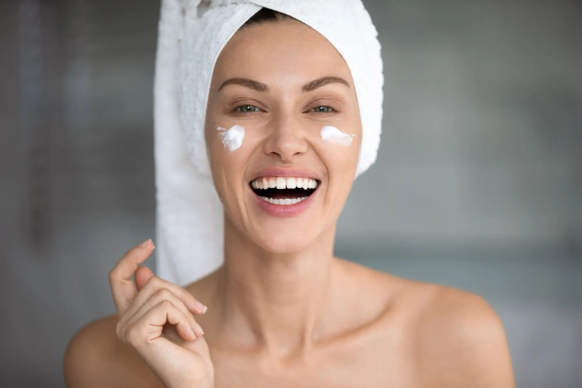 Test krémů: Nejlepší stojí jen 110 Kč. Který hydratuje nejlépe a který je vyhozením peněz?