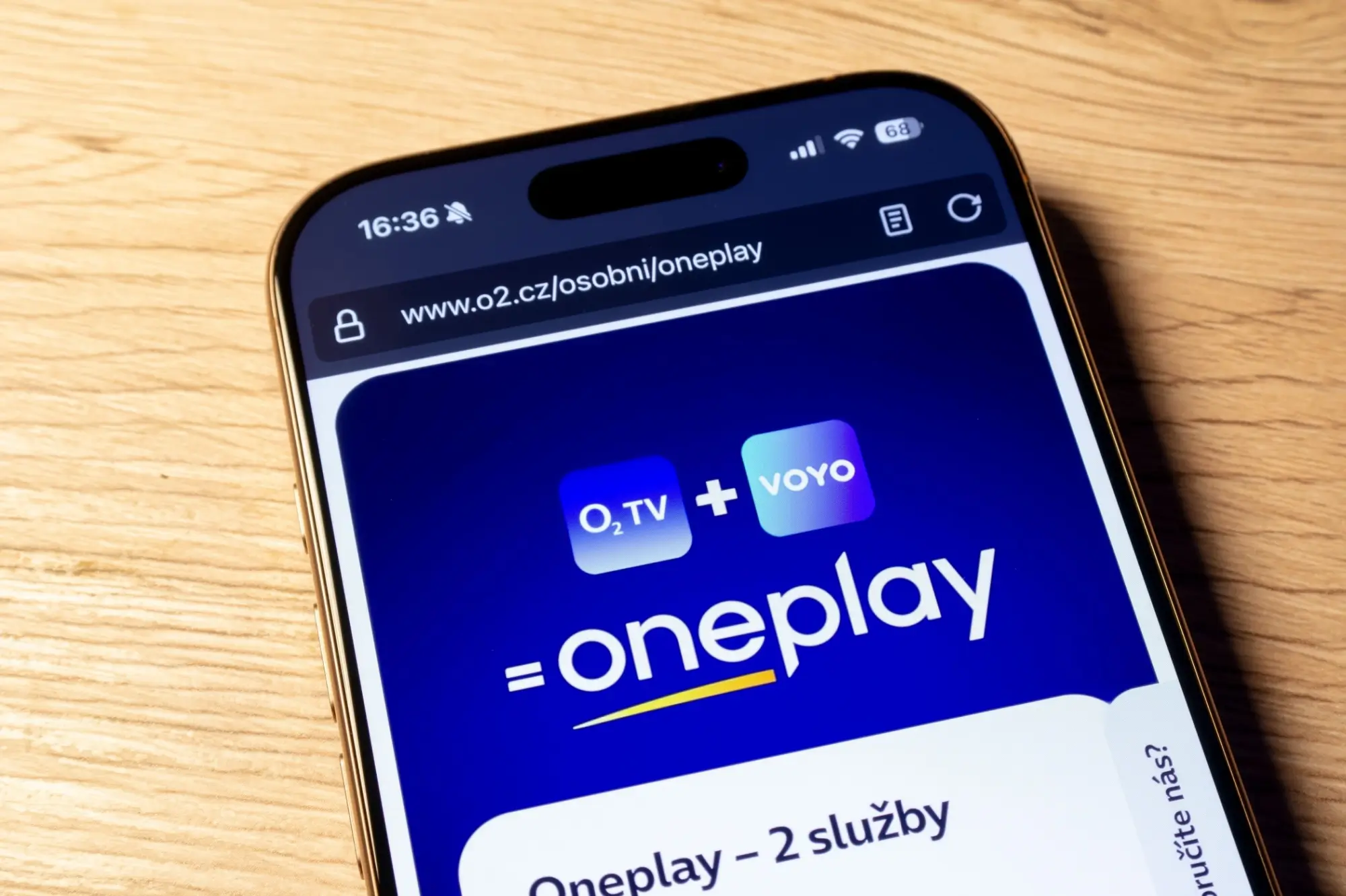 Grafika na obrazovce smartphonu t&yacute;kaj&iacute;c&iacute; se platformy Oneplay