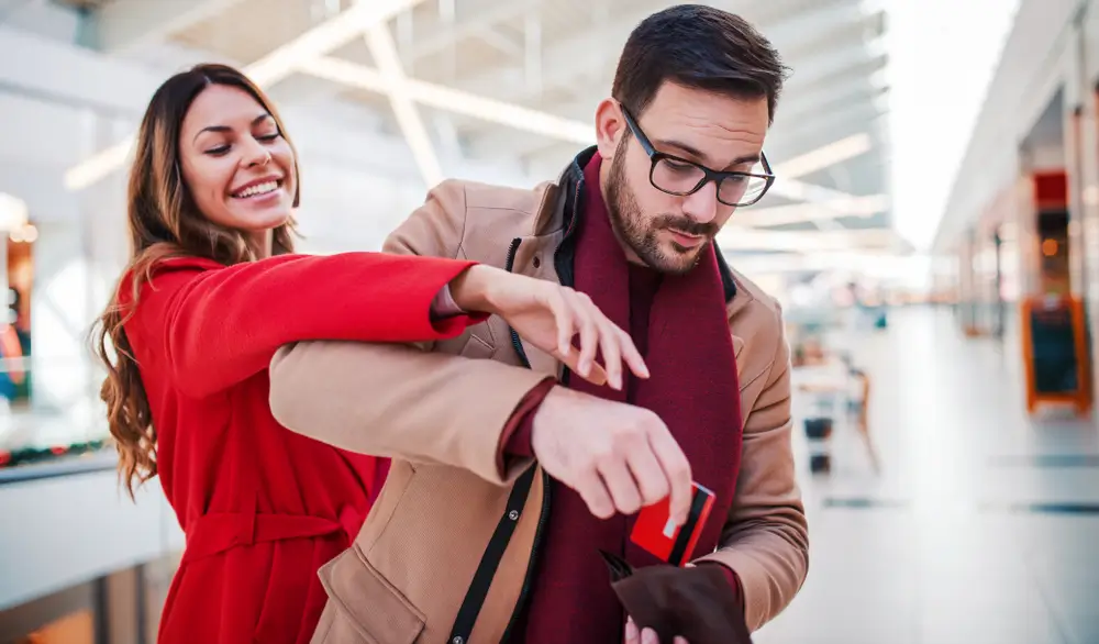 Malé částky, velký průšvih. Jak se zbavit neviditelných výdajů a ušetřit tisíce