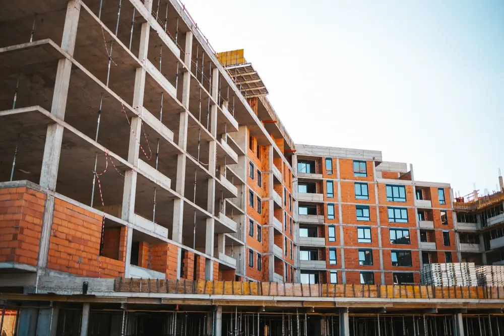 Tady je svět ještě v pořádku. Přinášíme přehled toho, kde můžete v Česku koupit nové byty ještě za "normální ceny"