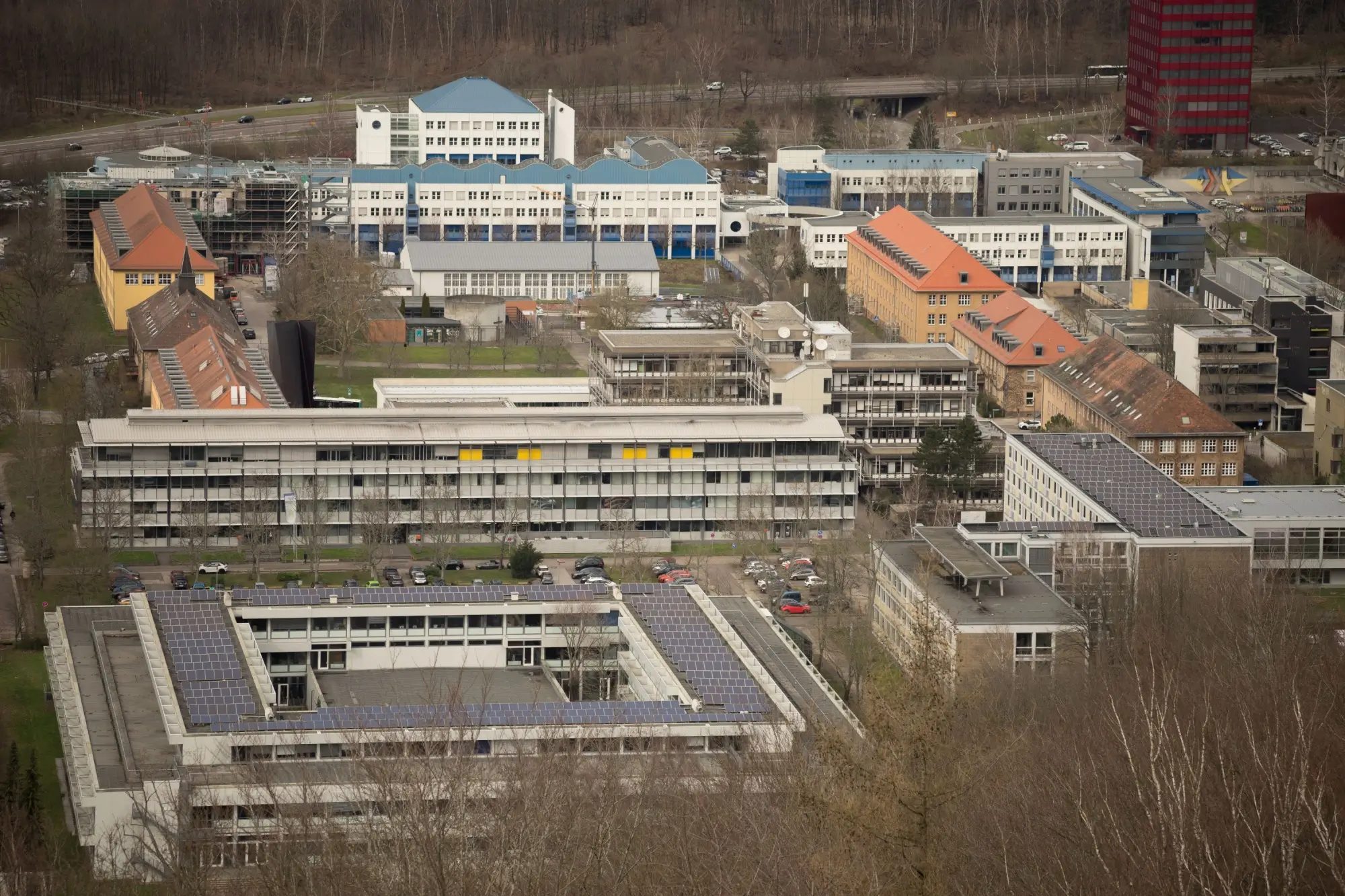 Pohled na S&aacute;rskou univerzitu