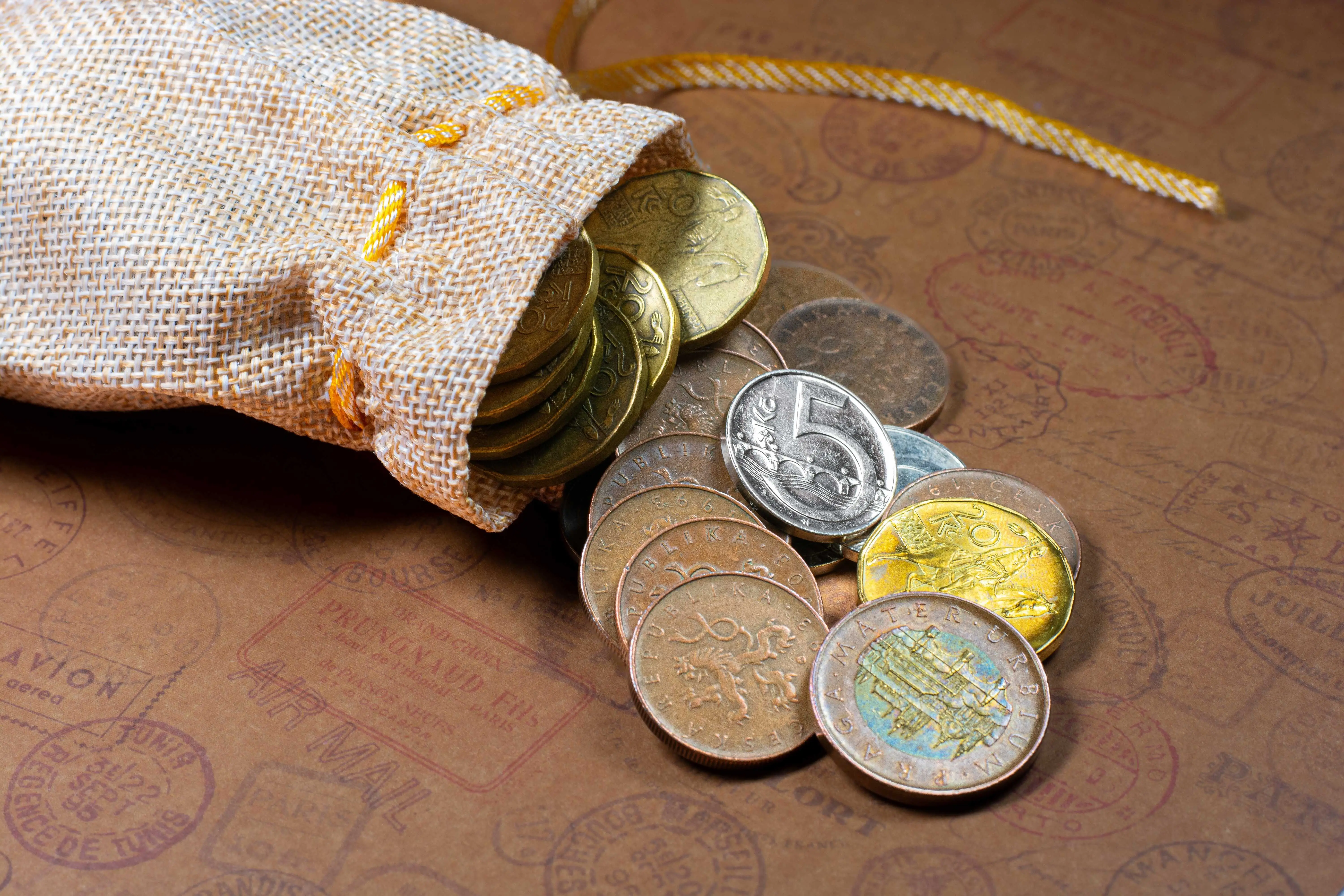 Máte doma tuto starou minci? Její hodnota může dosahovat desetitisíců. Většina Čechů o tom nemá tušení