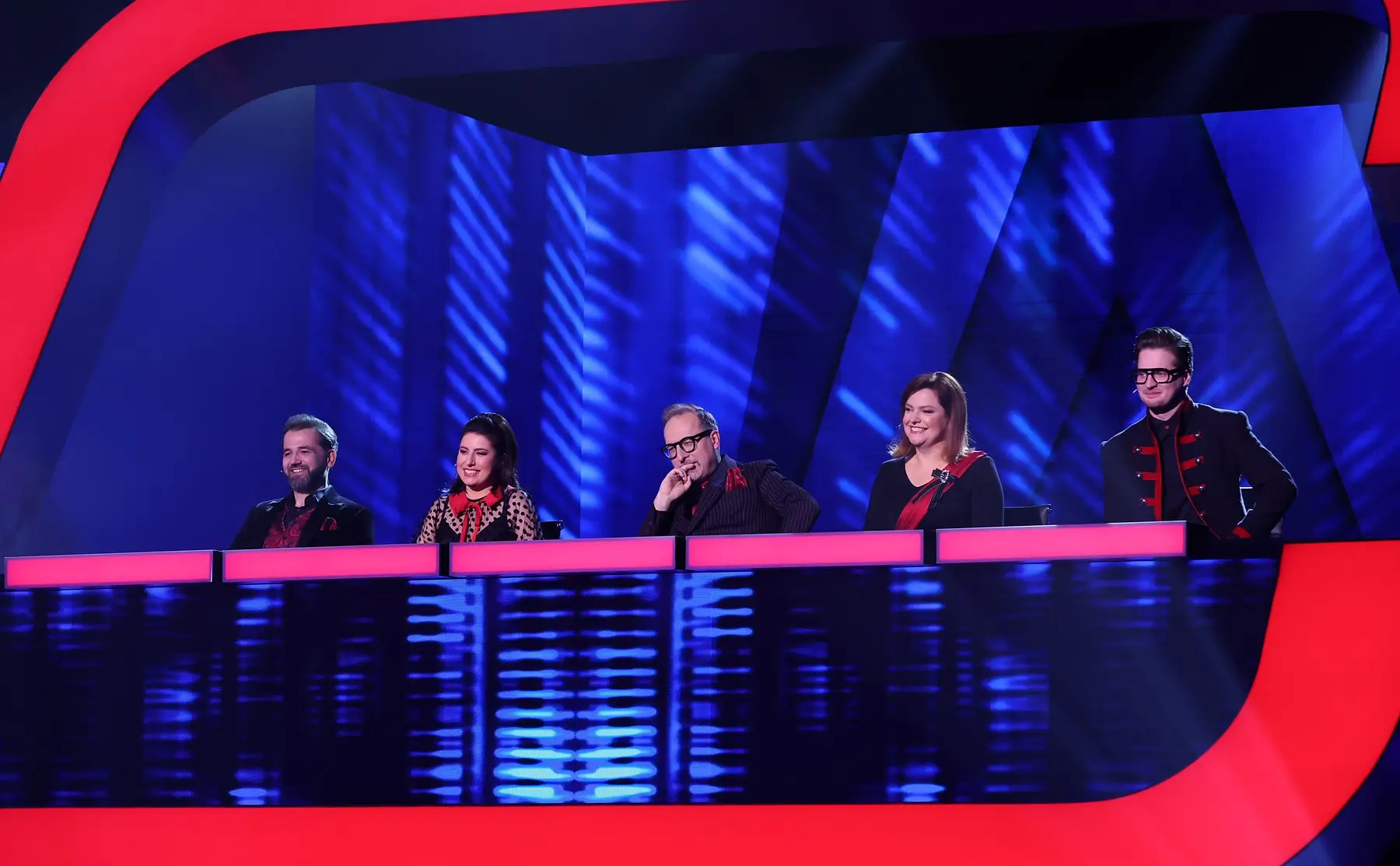 Doktor Vševěd v "Na lovu" nezvládl tyto kvízové otázky. A co vy, dáte je?