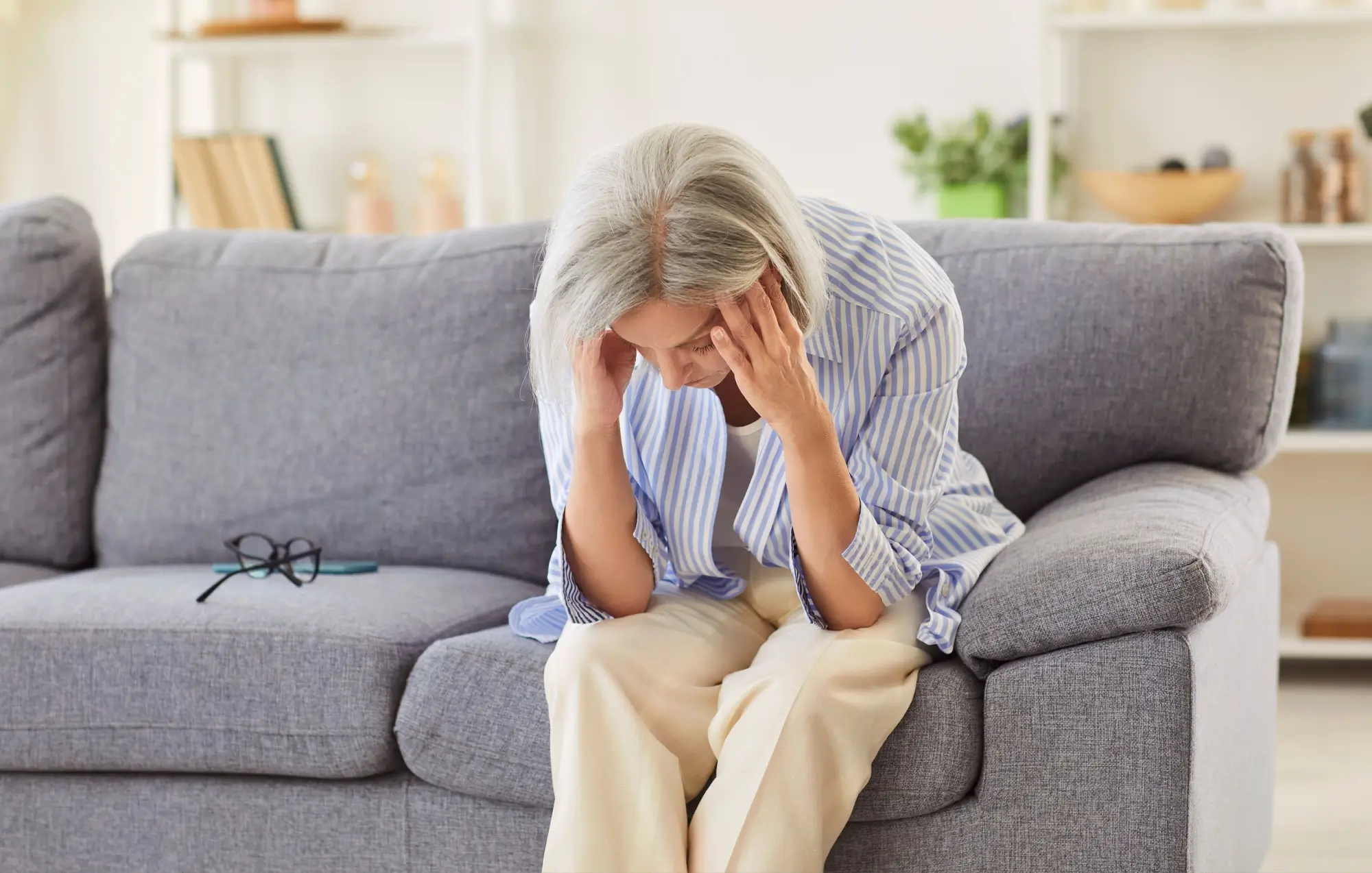 Toto je almužna, kterou mi stát přidělil po 35 letech tvrdé práce. Zničilo mi to zdraví a teď nemám na léky