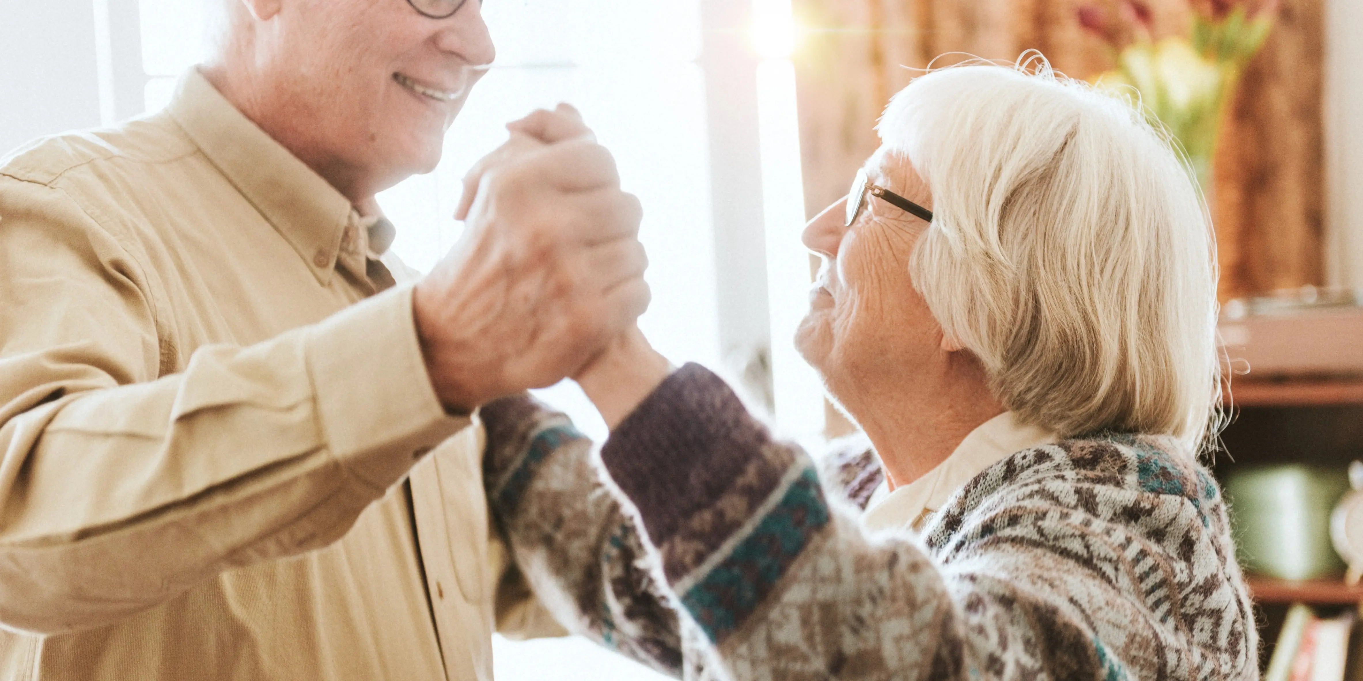 Kolik byste měli mít naspořeno na důchod, pokud jste pár a pokud jste sami? 