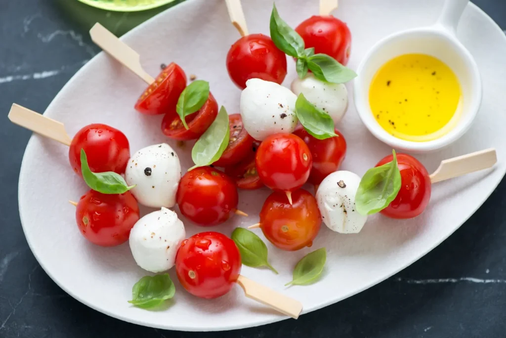 Mozzarella s rajčaty jako zdravá mlska