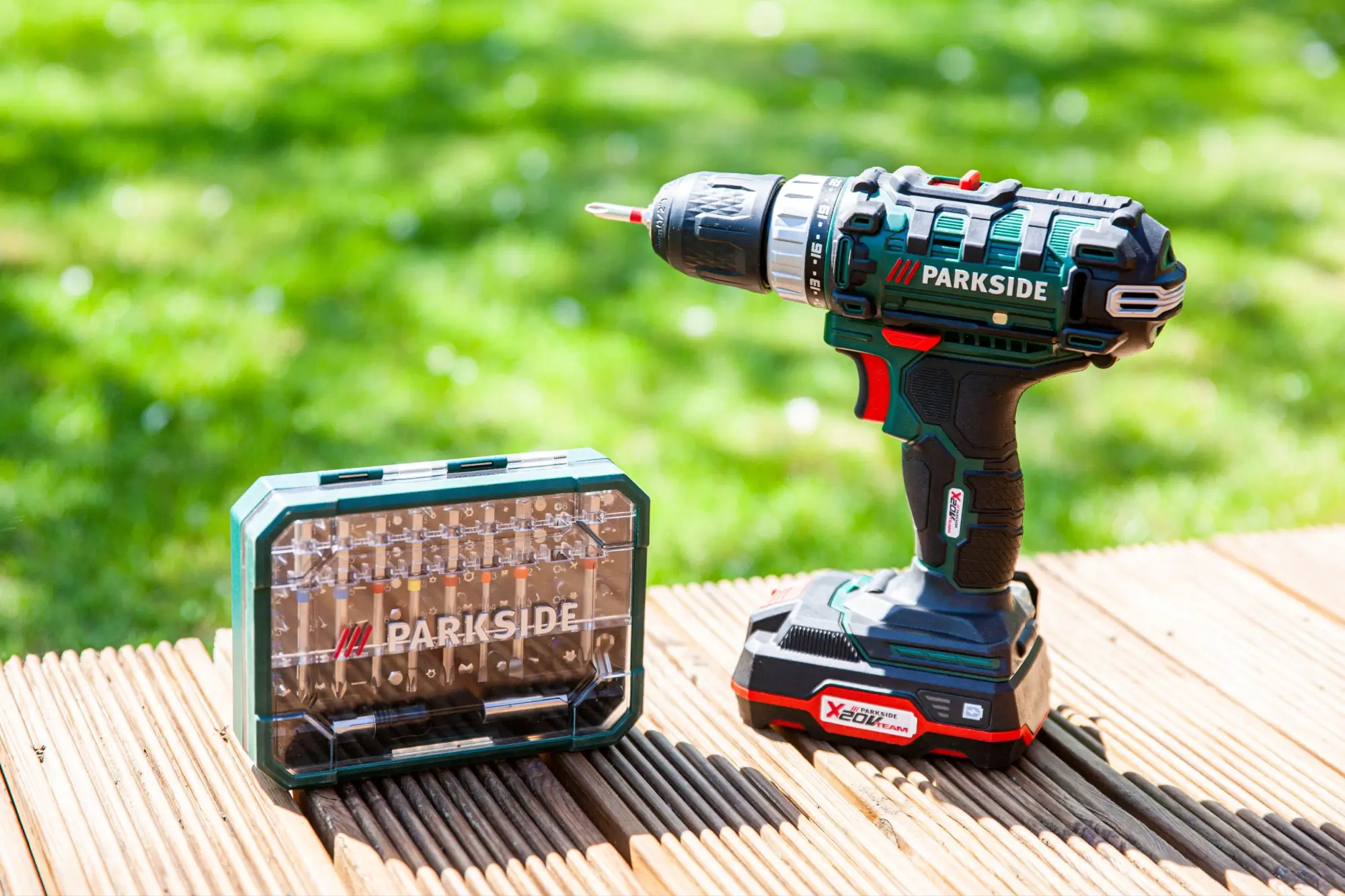 Zítra se v Lidlu utvoří od 7:00 fronta až ven. Parkside zahájil akci roku