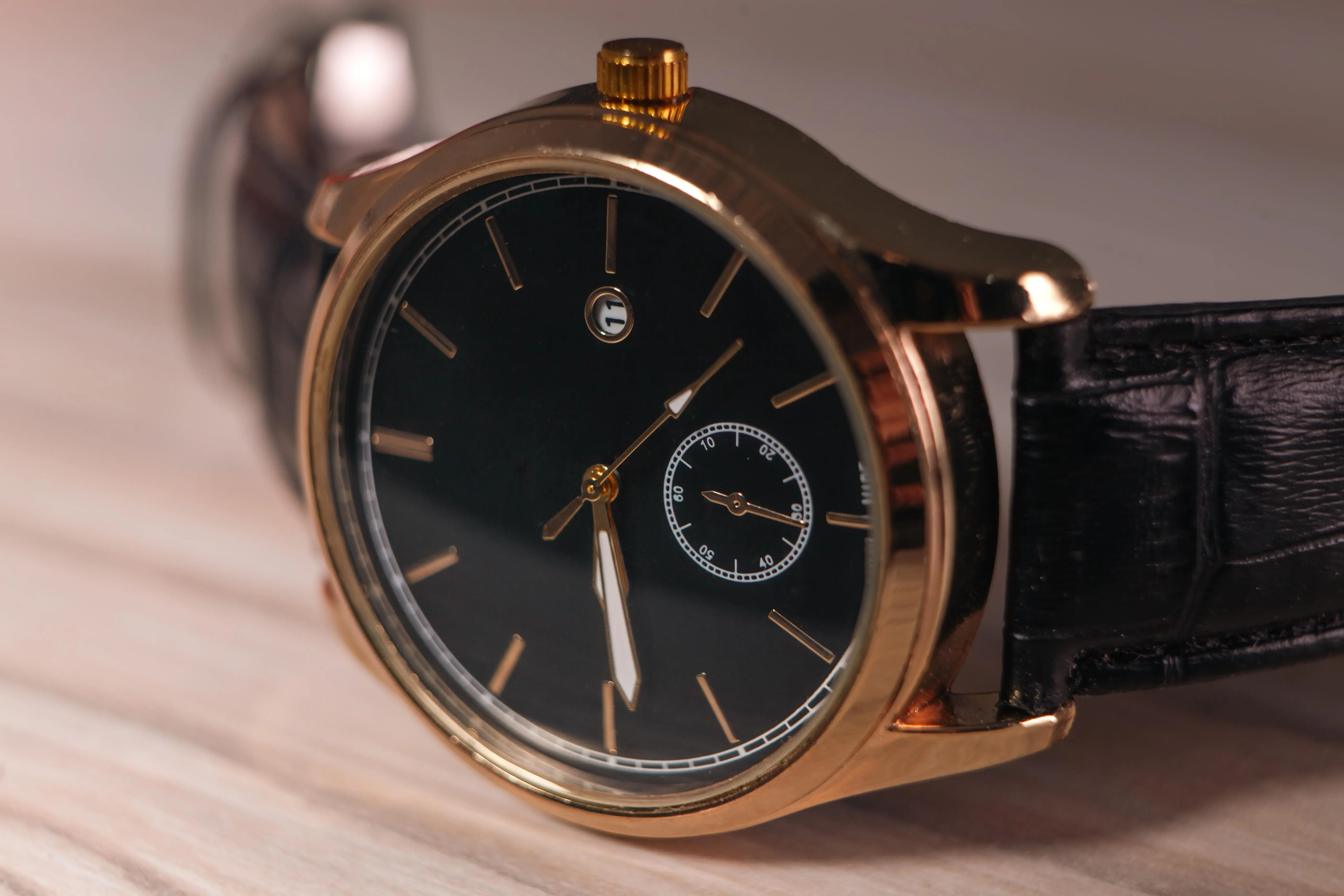 Máte doma tyto hodinky značky Prim? Dnes mají cenu 1 500 000 Kč