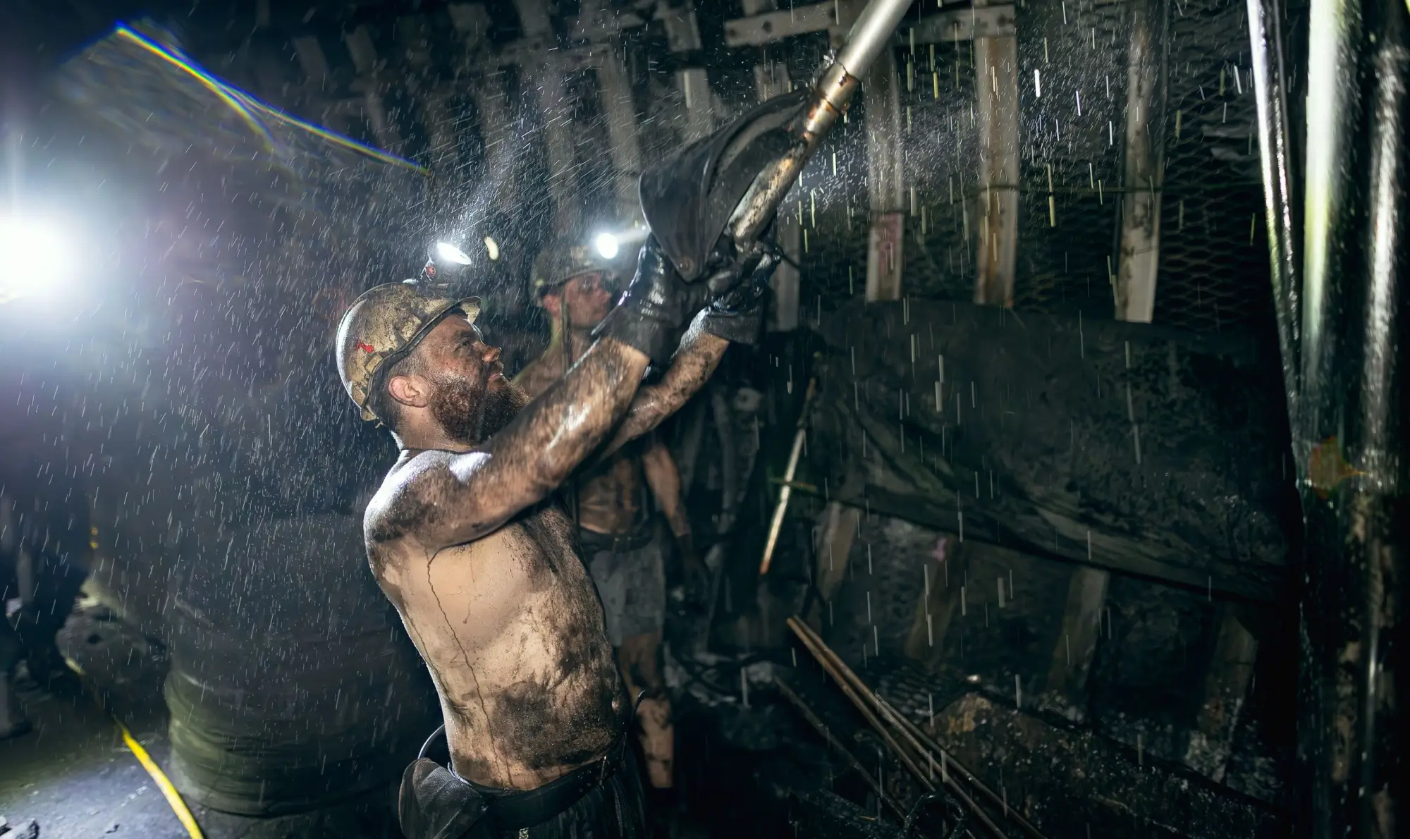 Kolik vydělával horník za socialismu a kolik vydělává nyní? Ze srovnání vám bude smutno